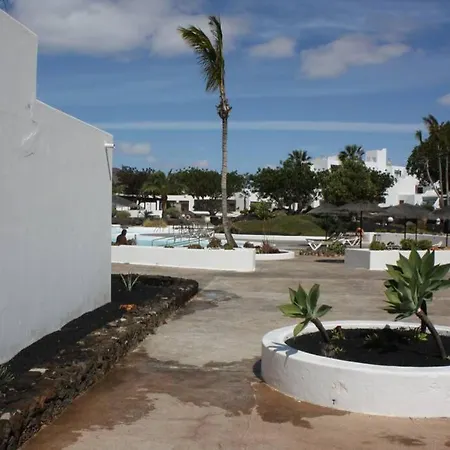 Secret Relax, Pool , Wifi, Lägenhet *